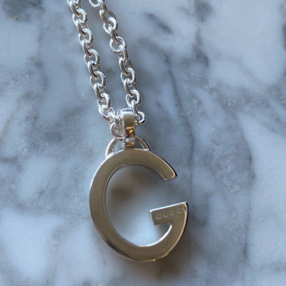 GUCCI Statement G necklace